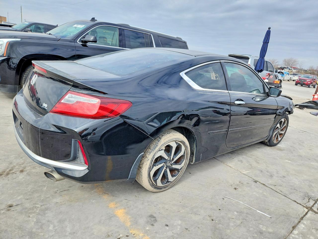 2017 HONDA ACCORD
