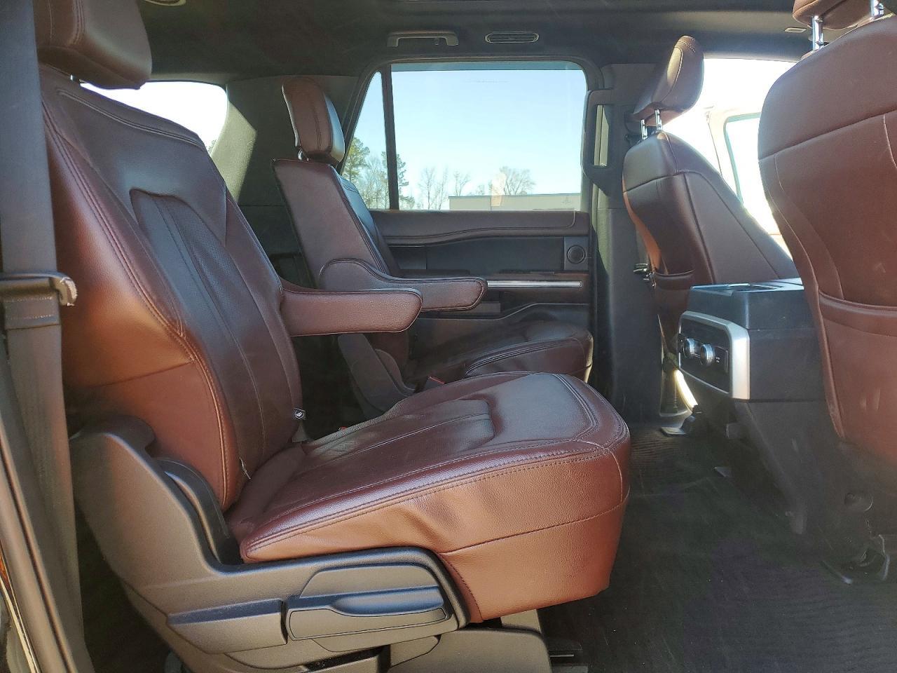 2022 FORD Expedition