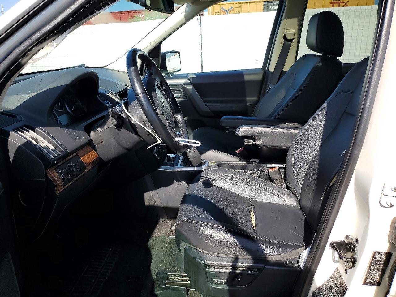 2010 LAND ROVER LR2