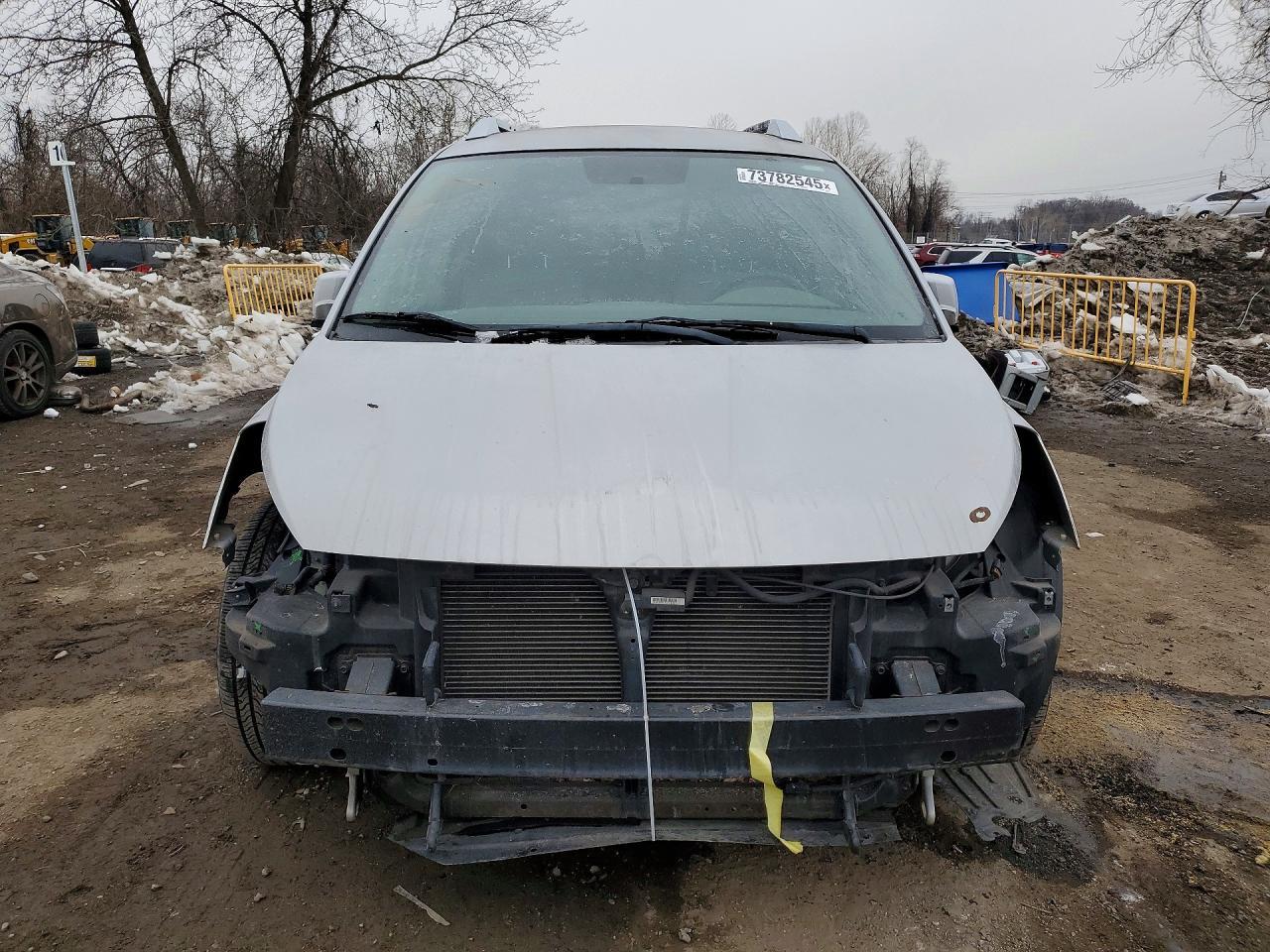 2008 NISSAN Quest