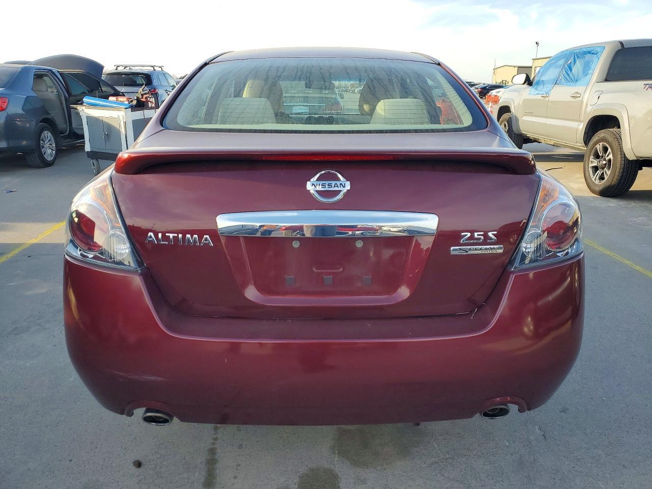 2011 NISSAN ALTIMA