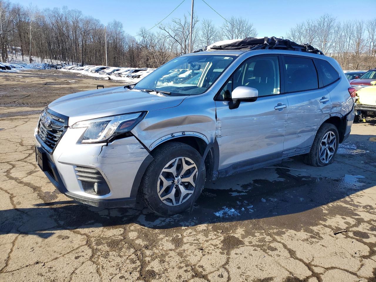 2023 SUBARU FORESTER