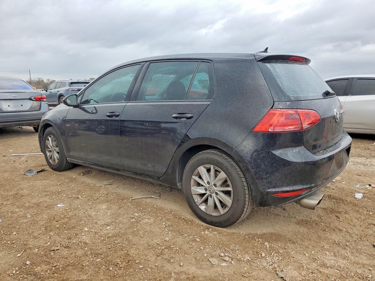2017 VOLKSWAGEN GOLF