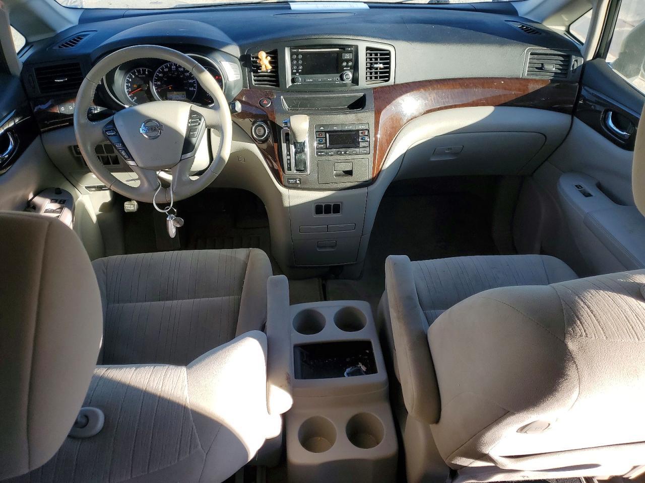 2011 NISSAN Quest