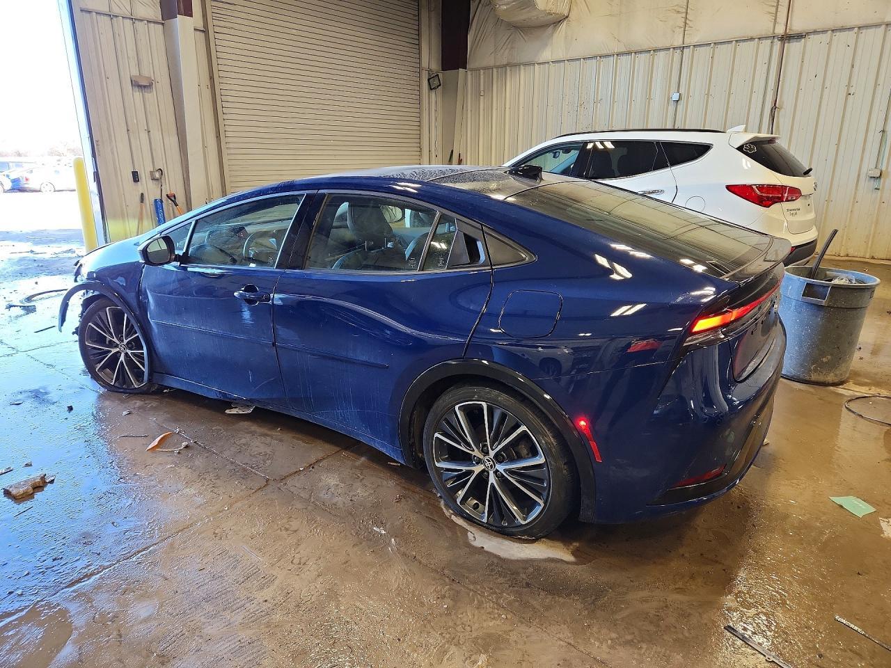 2023 TOYOTA PRIUS