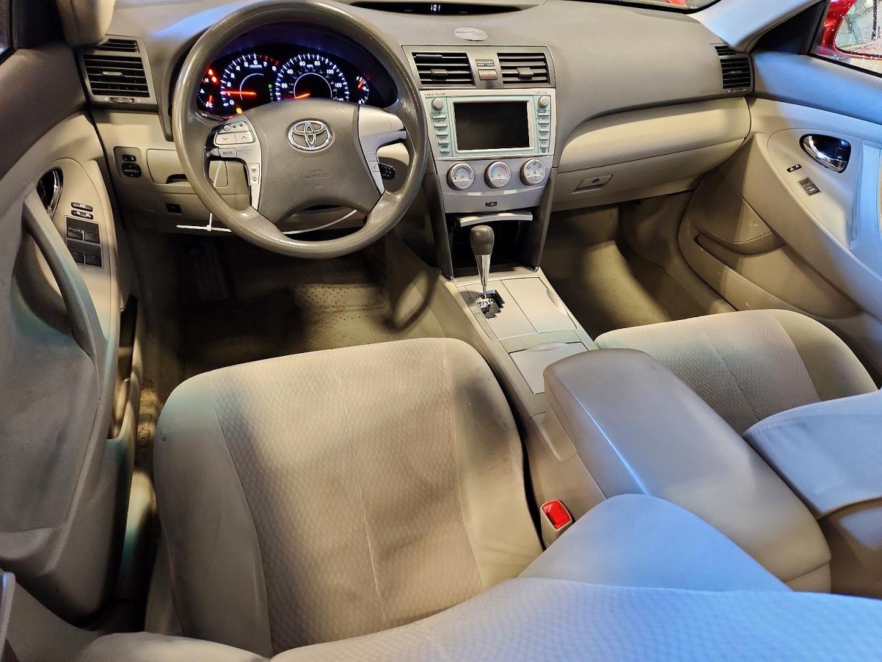 2011 TOYOTA CAMRY