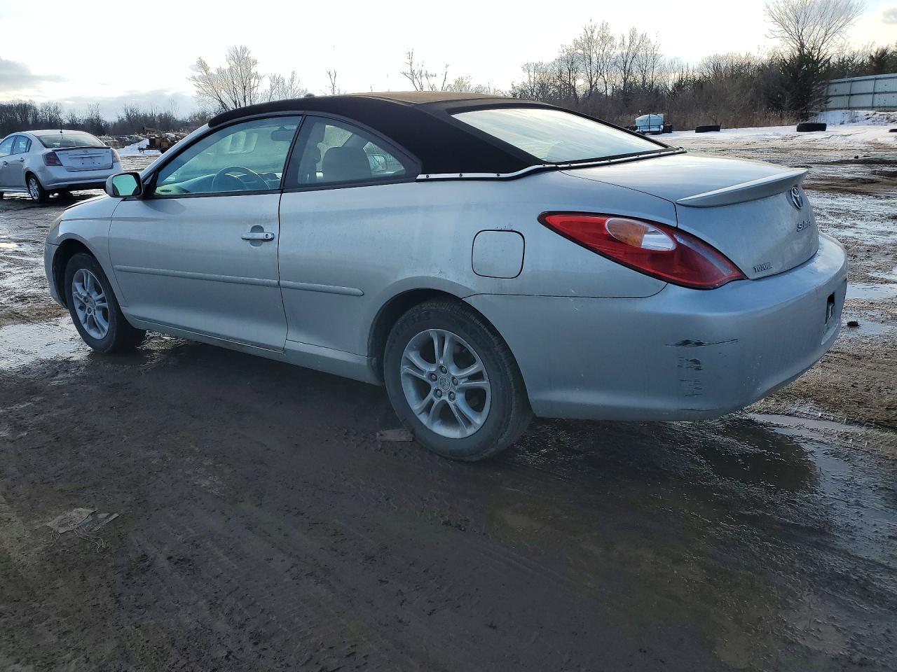 2004 TOYOTA CAMRY