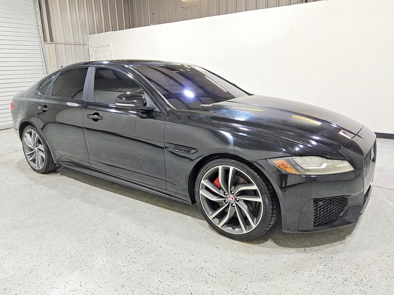 2017 JAGUAR XF