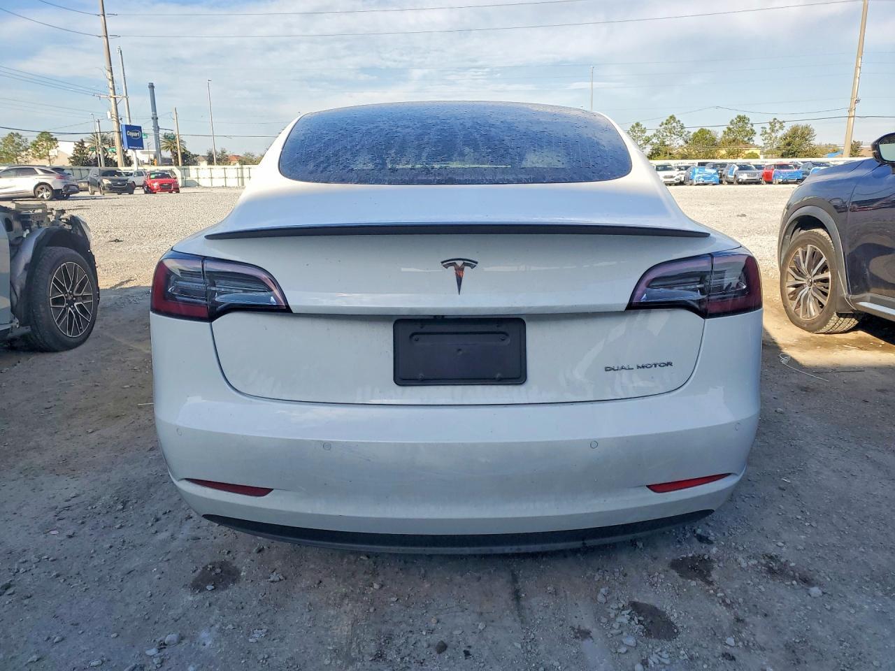 2020 TESLA MODEL 3