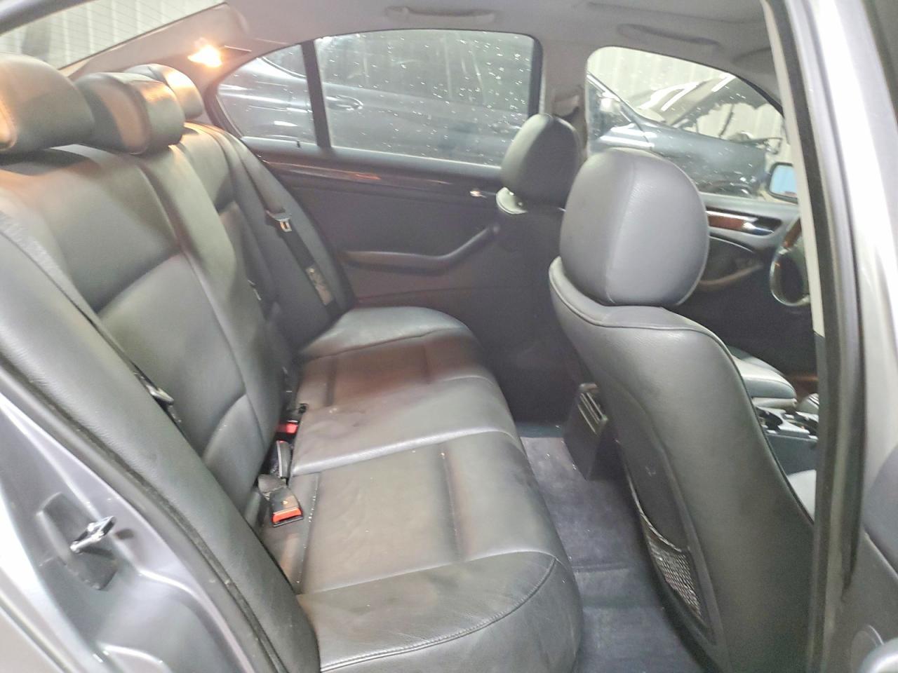 2003 BMW 3 SERIES