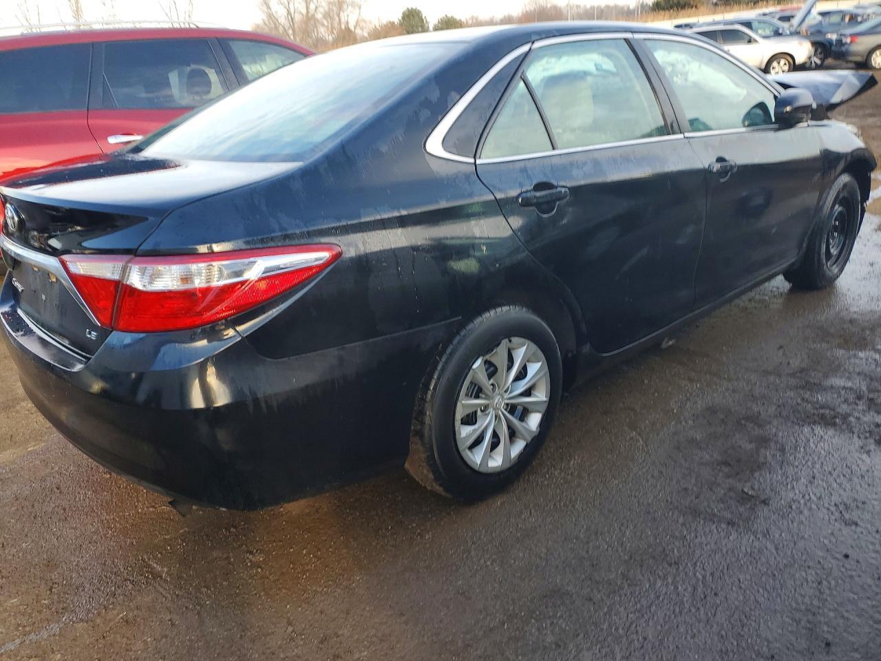 2017 TOYOTA CAMRY