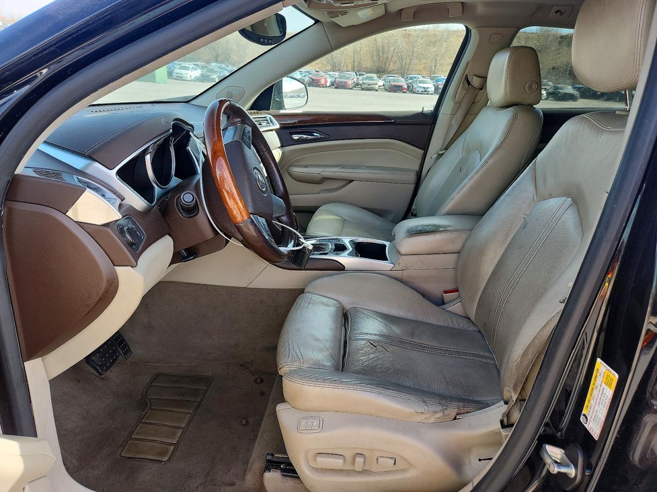 2010 CADILLAC SRX