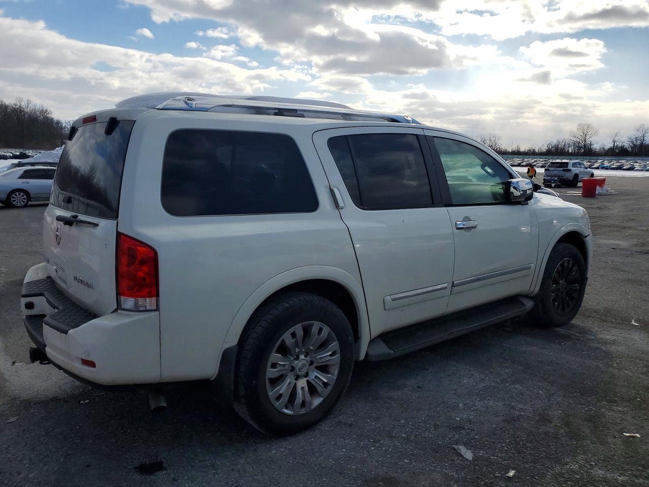 2015 NISSAN Armada