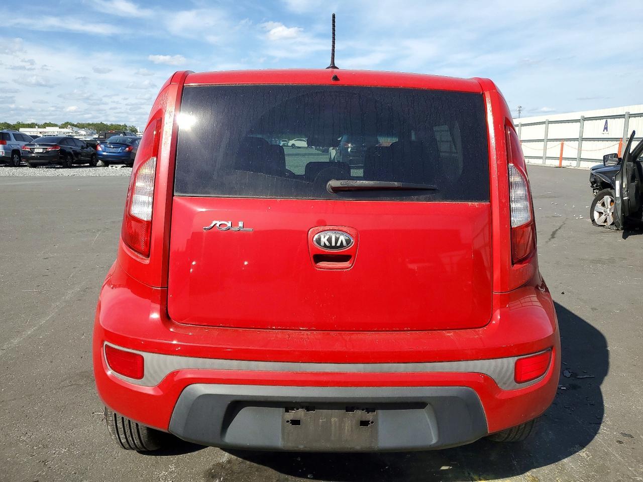 2013 KIA SOUL