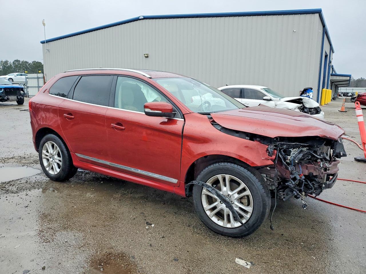 2014 VOLVO XC60