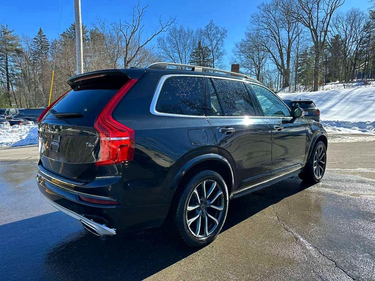 2019 VOLVO XC90