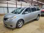 2011 TOYOTA SIENNA