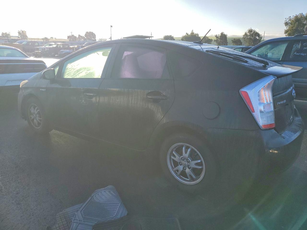 2011 TOYOTA PRIUS