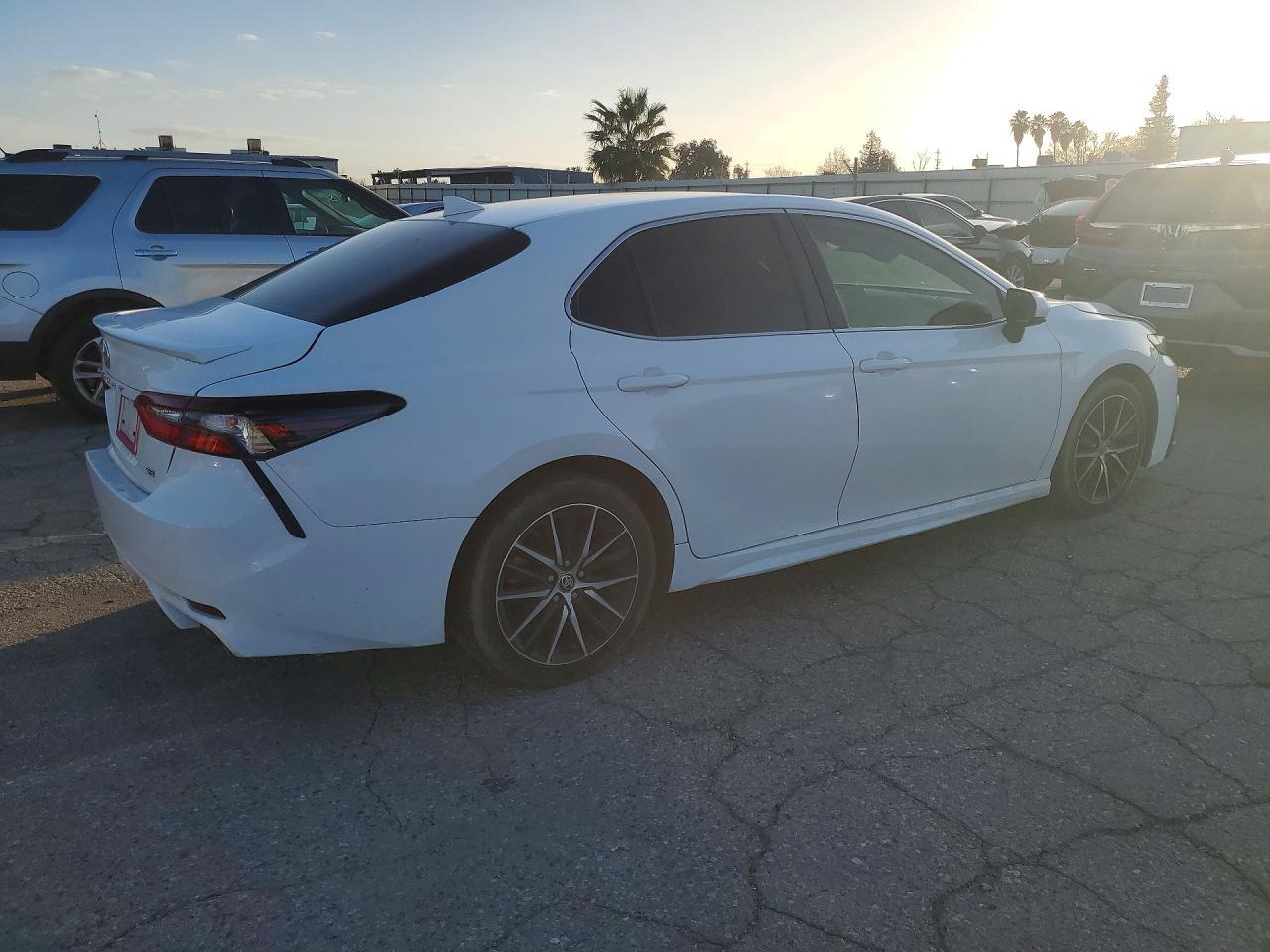2021 TOYOTA CAMRY