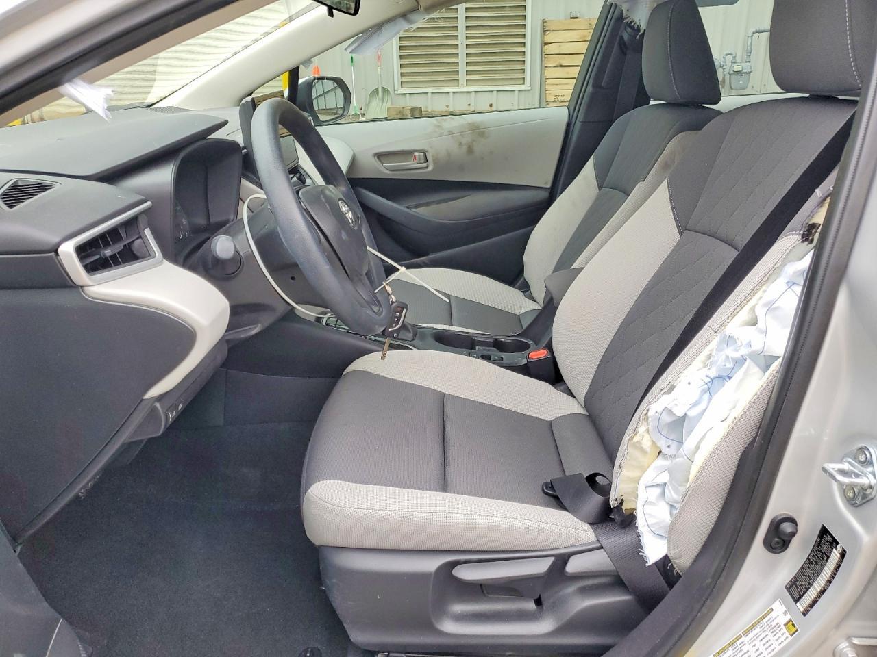 2025 TOYOTA COROLLA