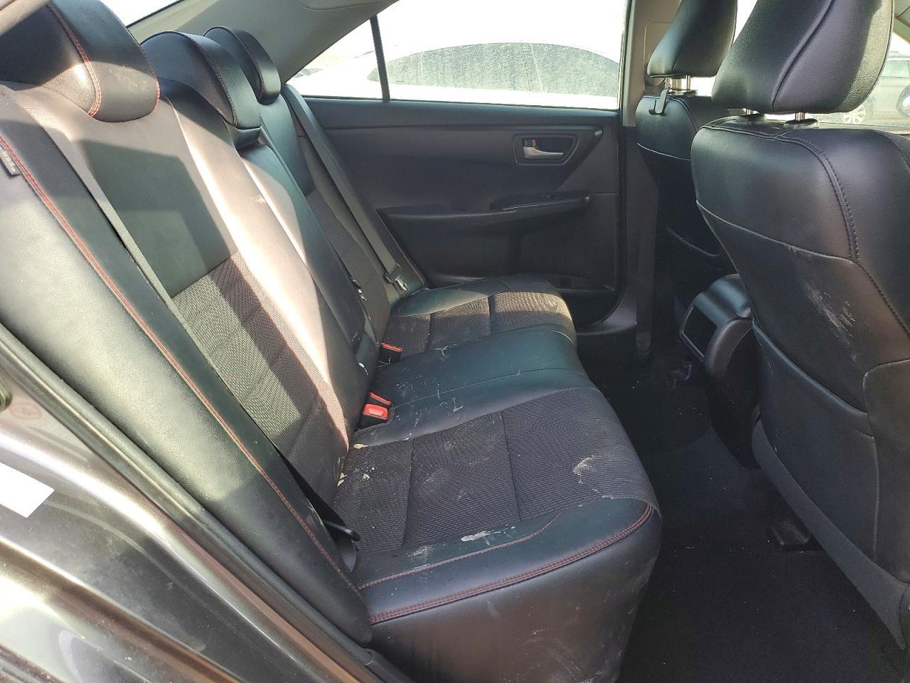 2017 TOYOTA CAMRY