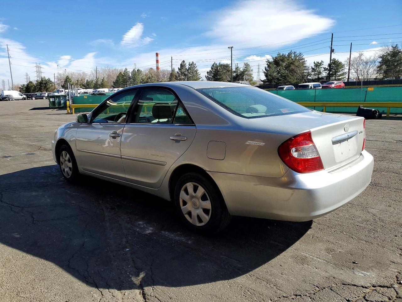 2002 TOYOTA CAMRY