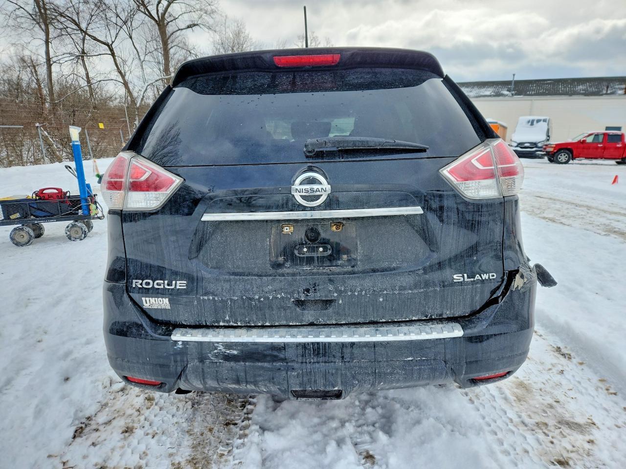 2016 NISSAN ROGUE