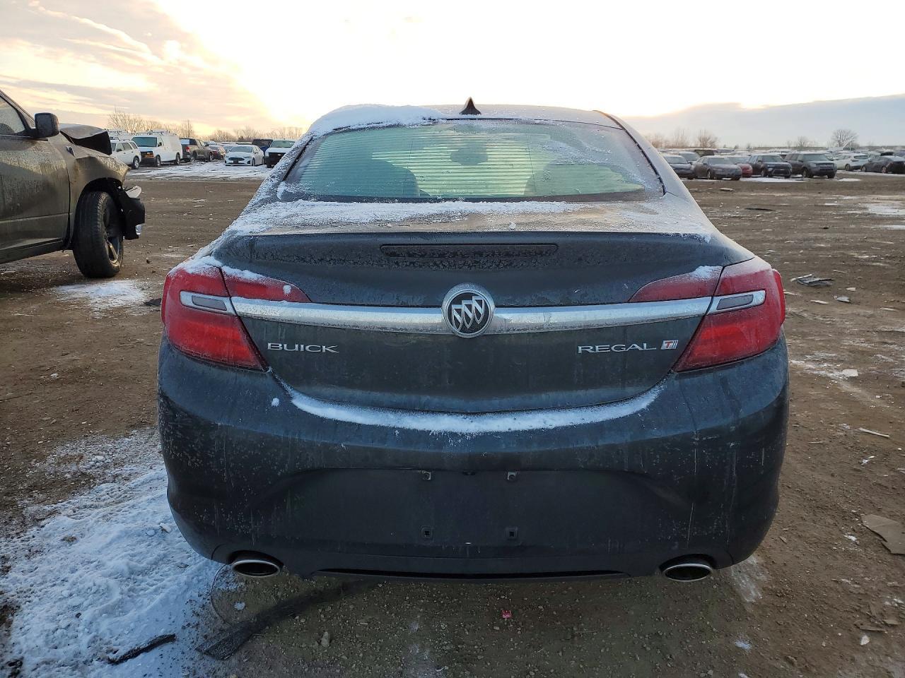 2016 BUICK Regal