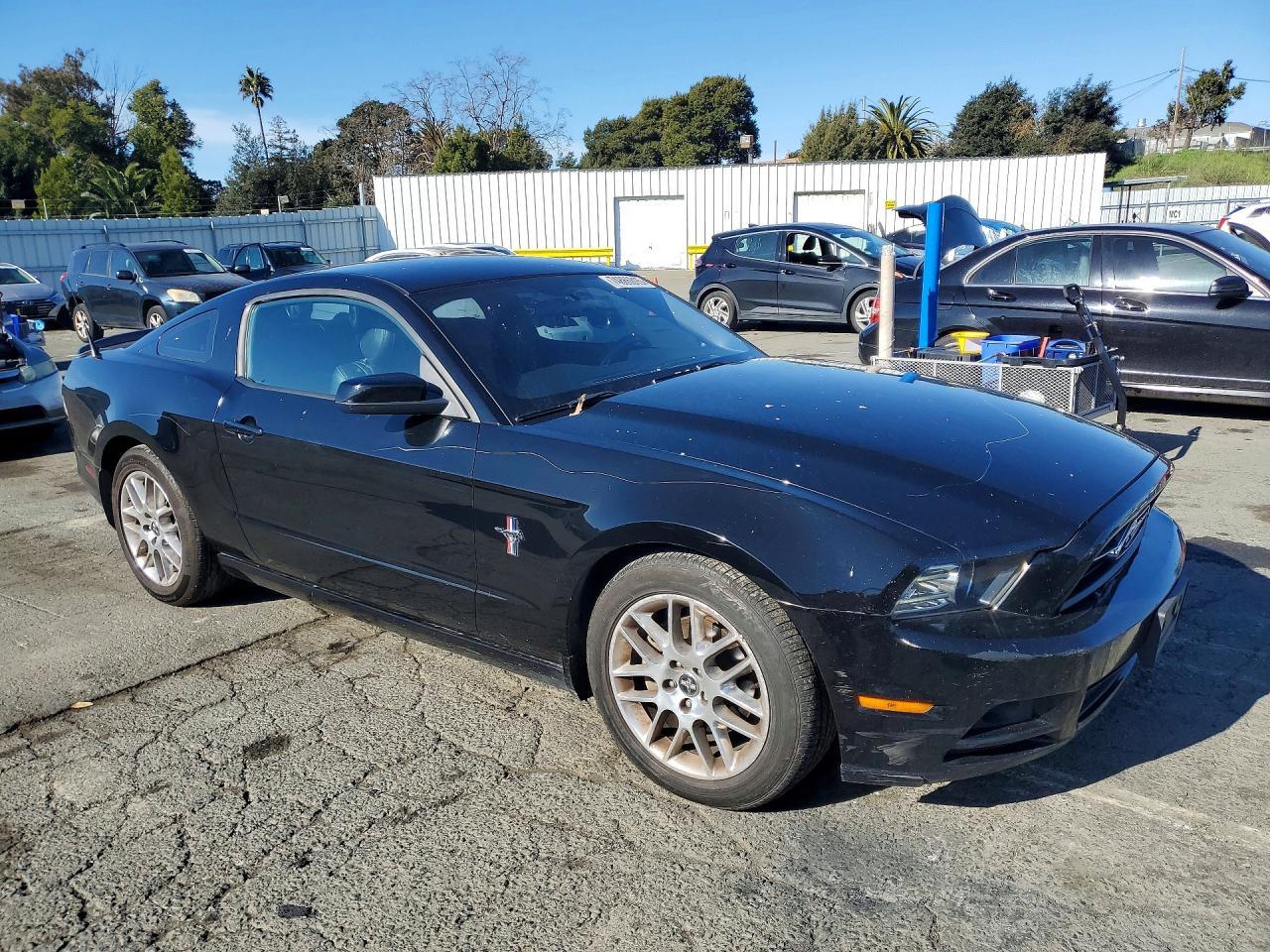 2013 FORD MUSTANG