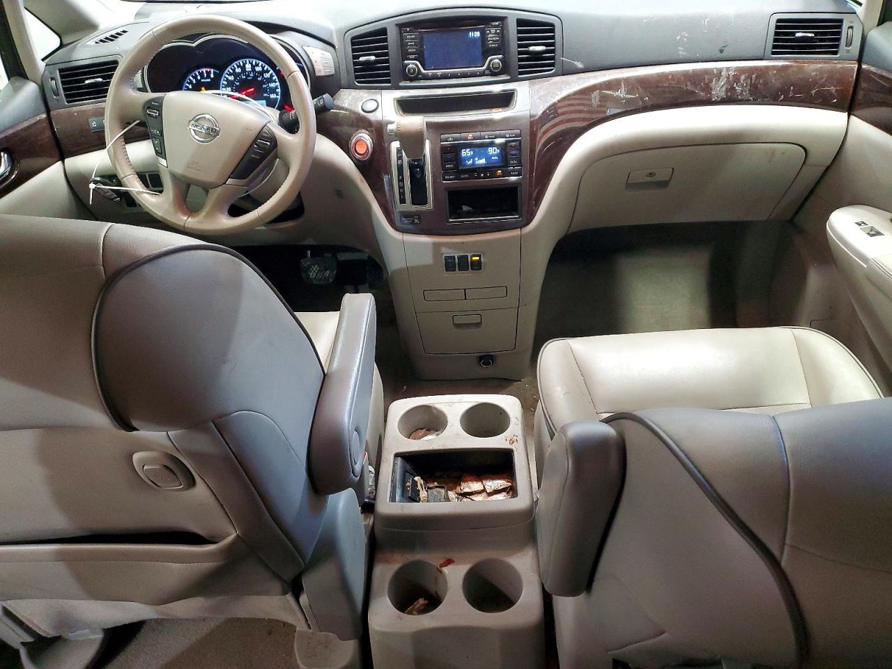 2016 NISSAN Quest