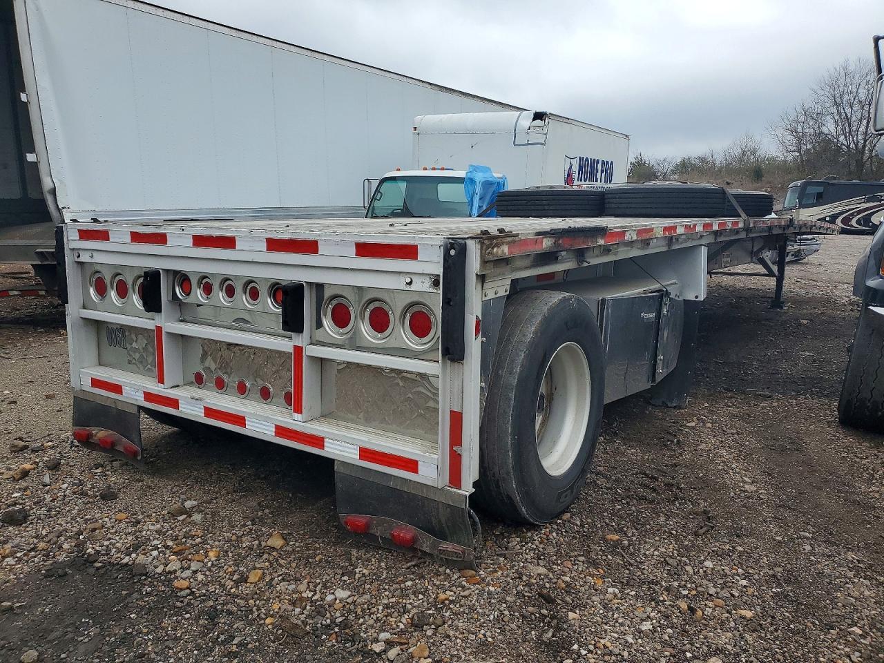 2007 REITNOUER Flatbed Trailer