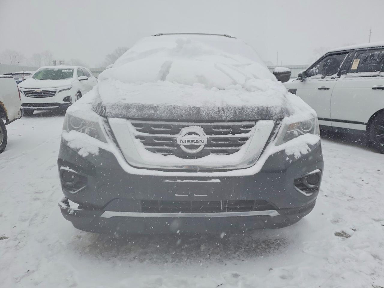 2017 NISSAN PATHFINDER