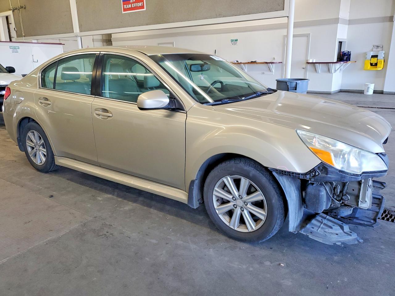 2010 SUBARU Legacy