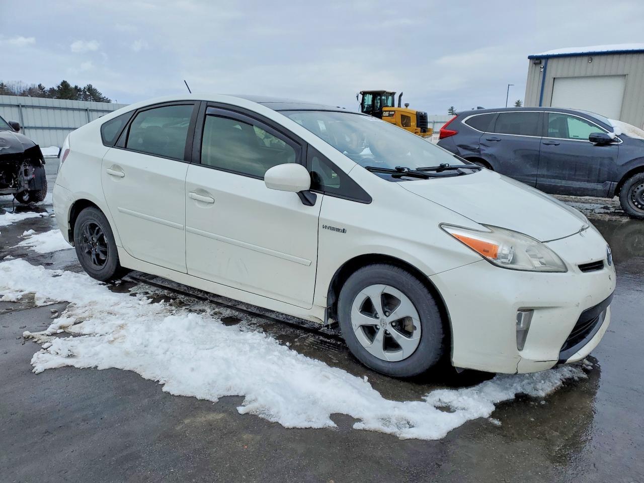2014 TOYOTA PRIUS