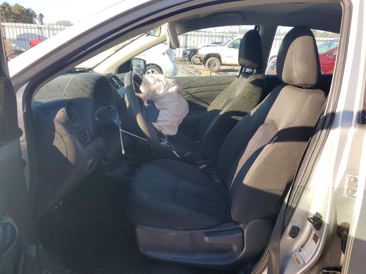 2018 NISSAN VERSA