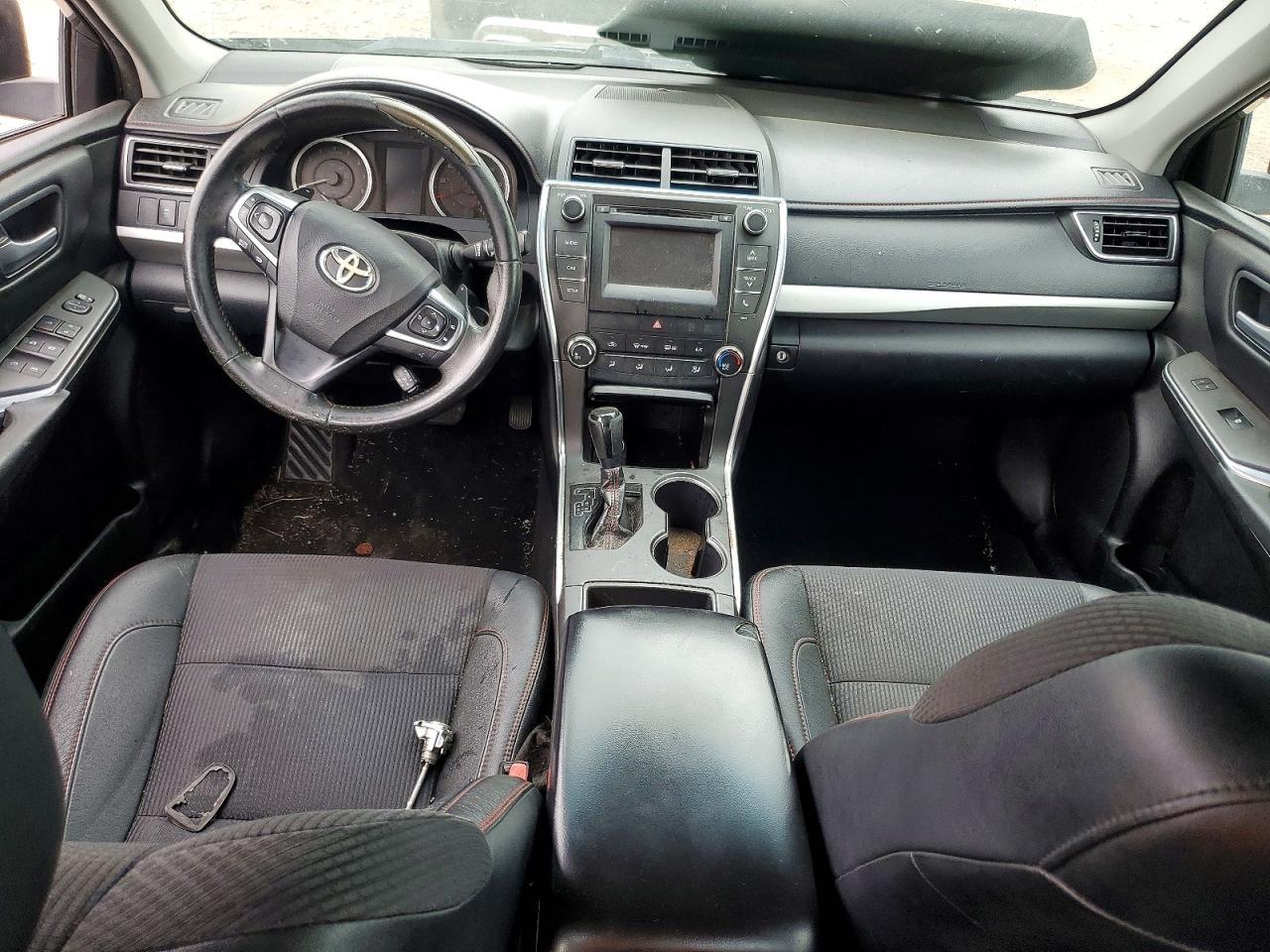 2016 TOYOTA CAMRY