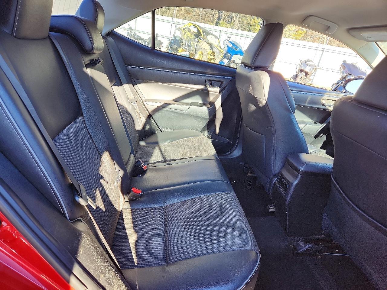 2015 TOYOTA COROLLA