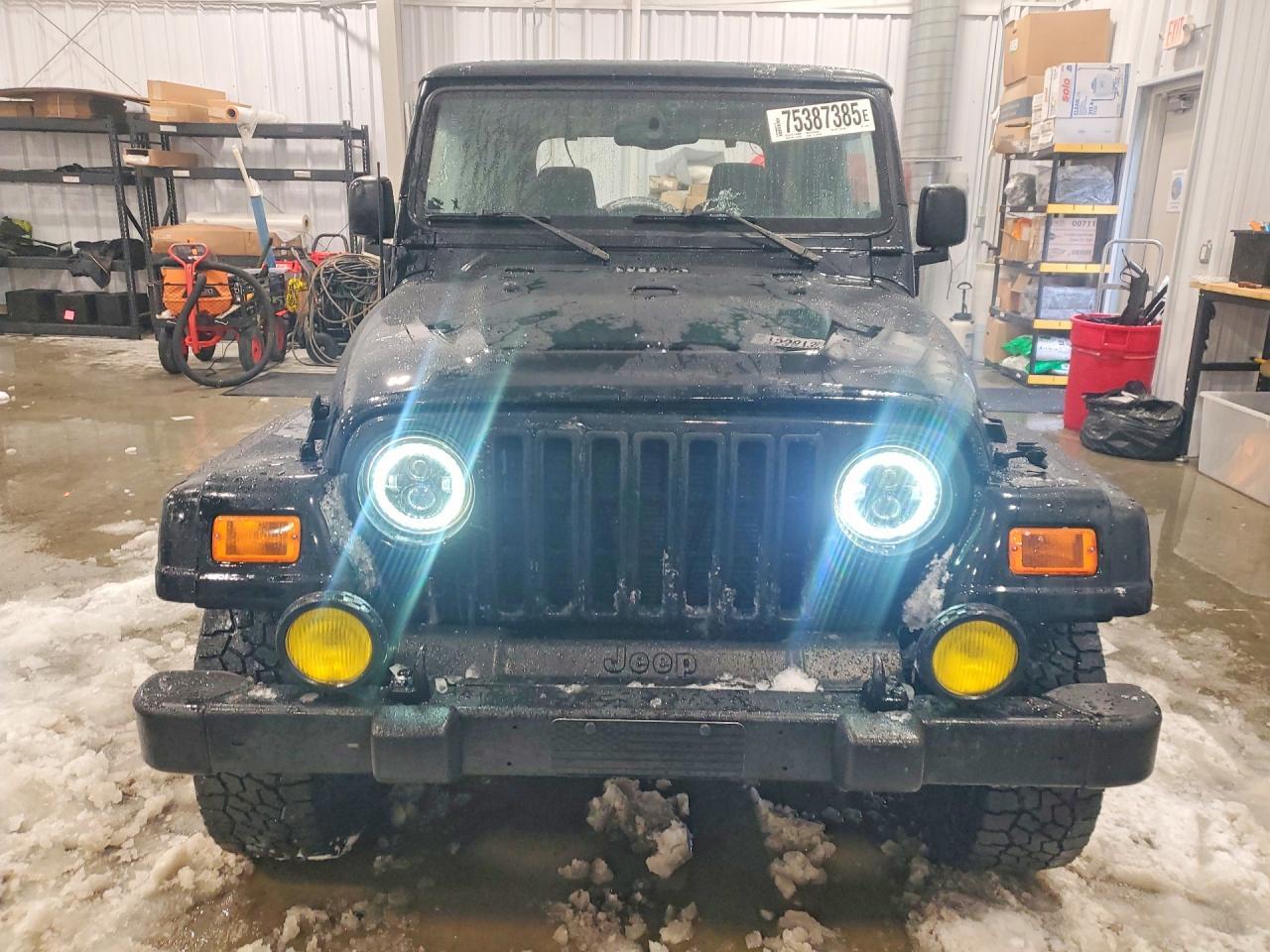 2004 JEEP WRANGLER