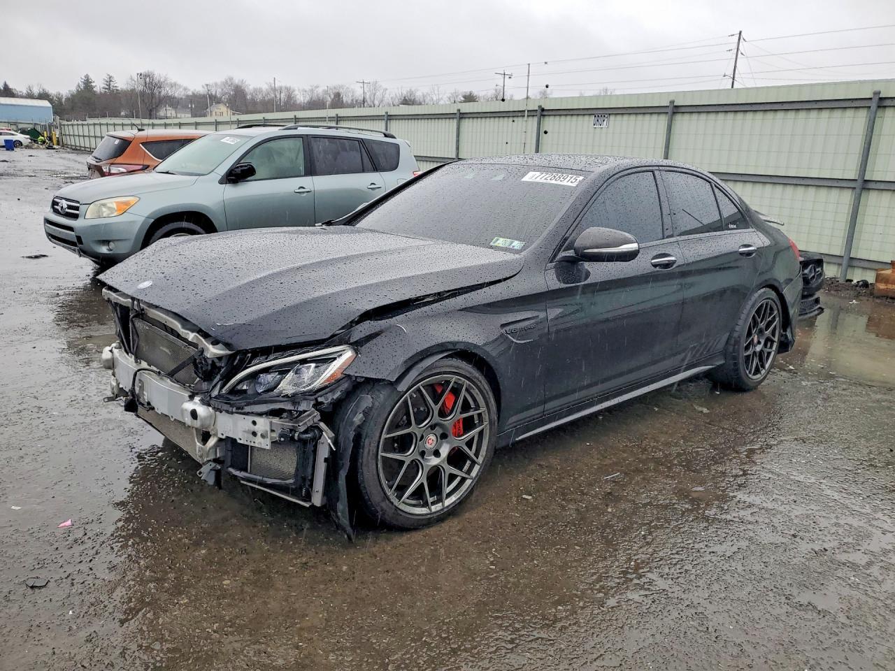 2016 MERCEDES-BENZ C-CLASS