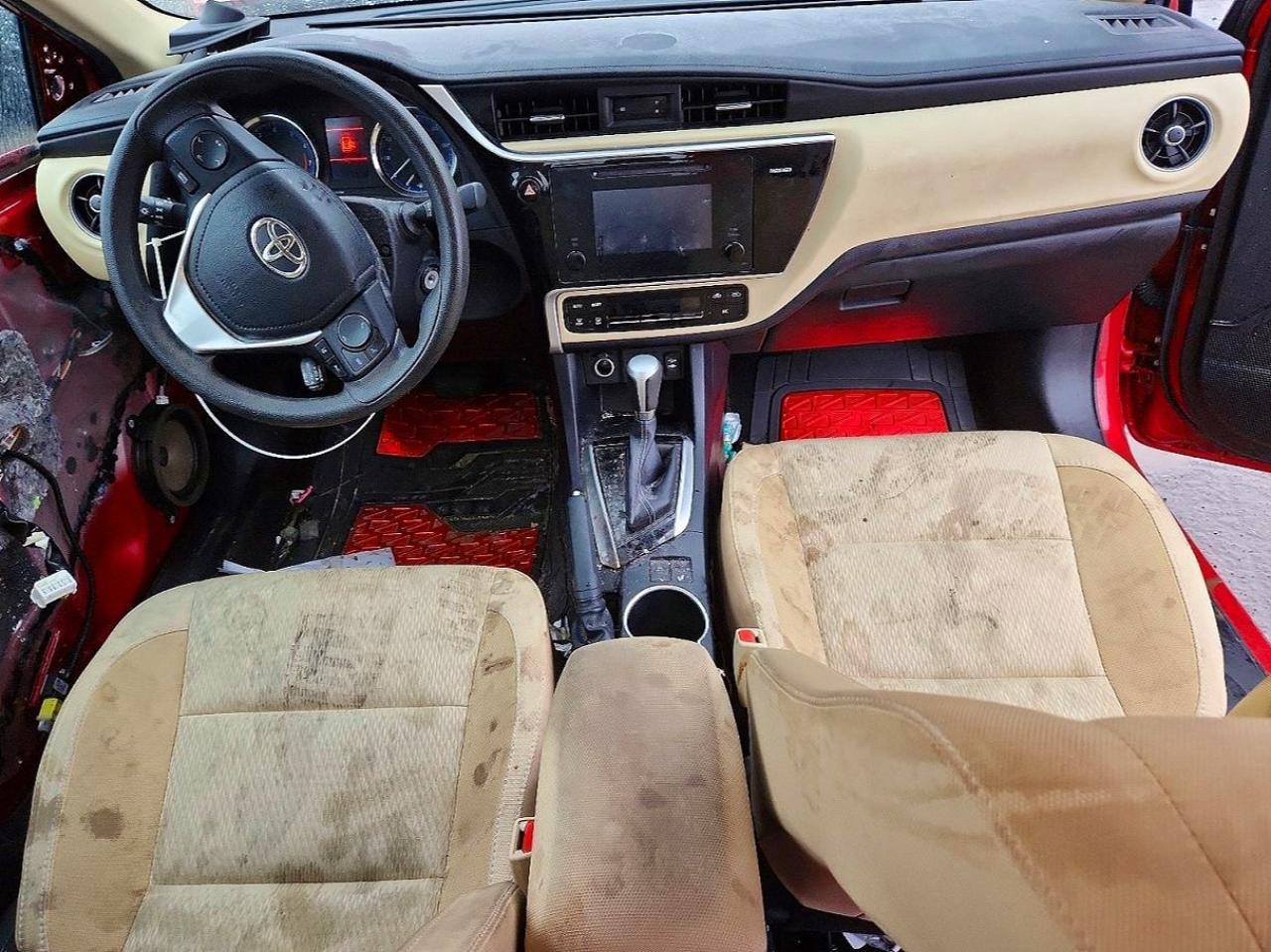 2017 TOYOTA COROLLA