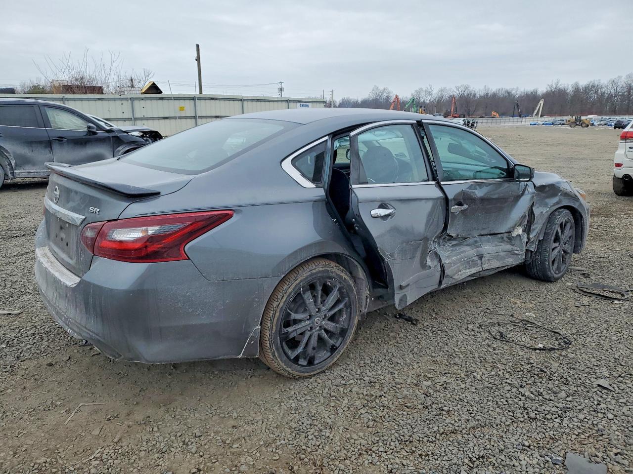 2017 NISSAN ALTIMA