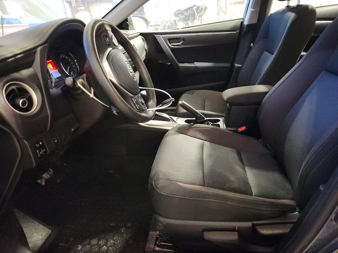 2017 TOYOTA COROLLA