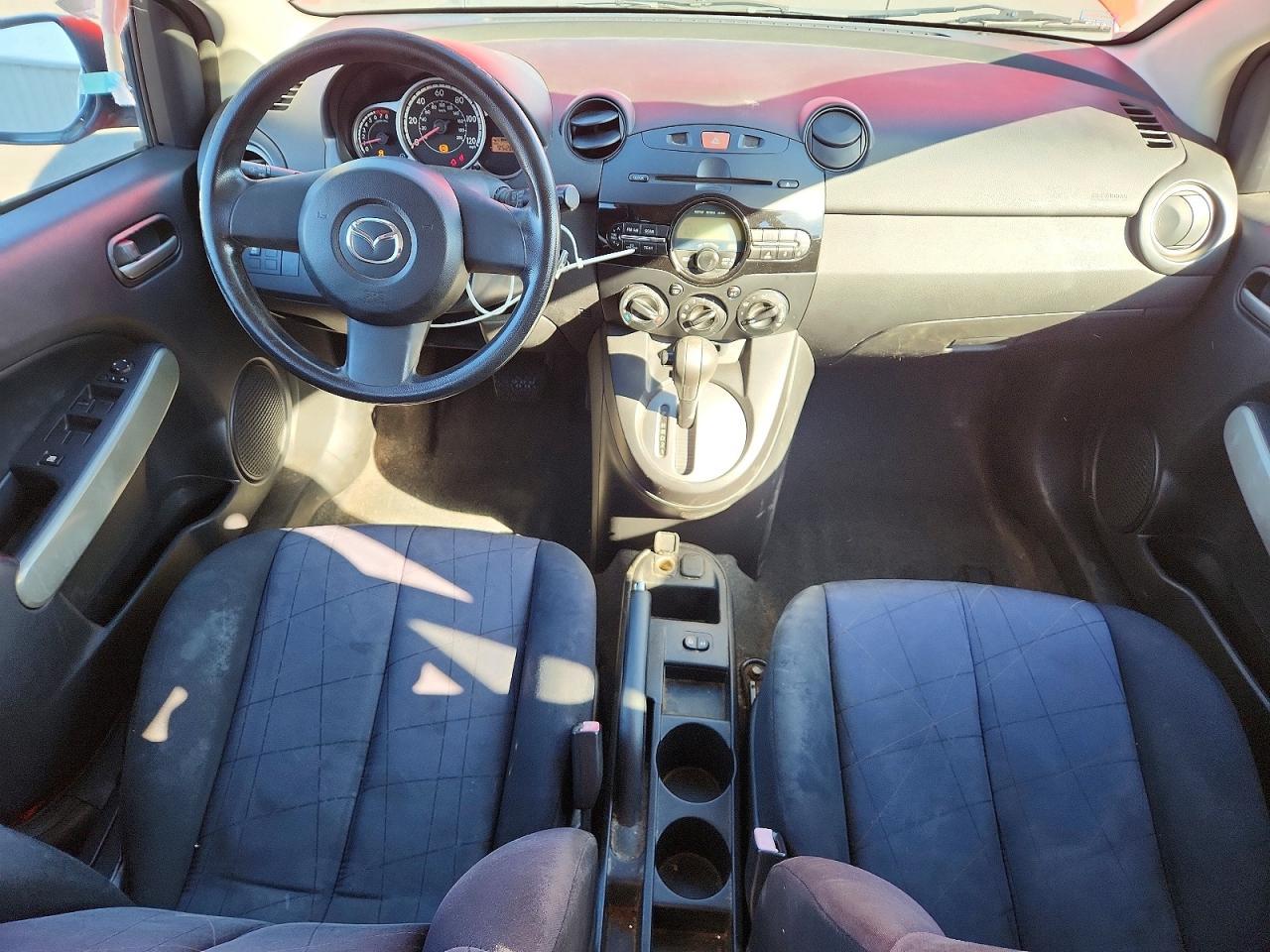 2013 MAZDA 2