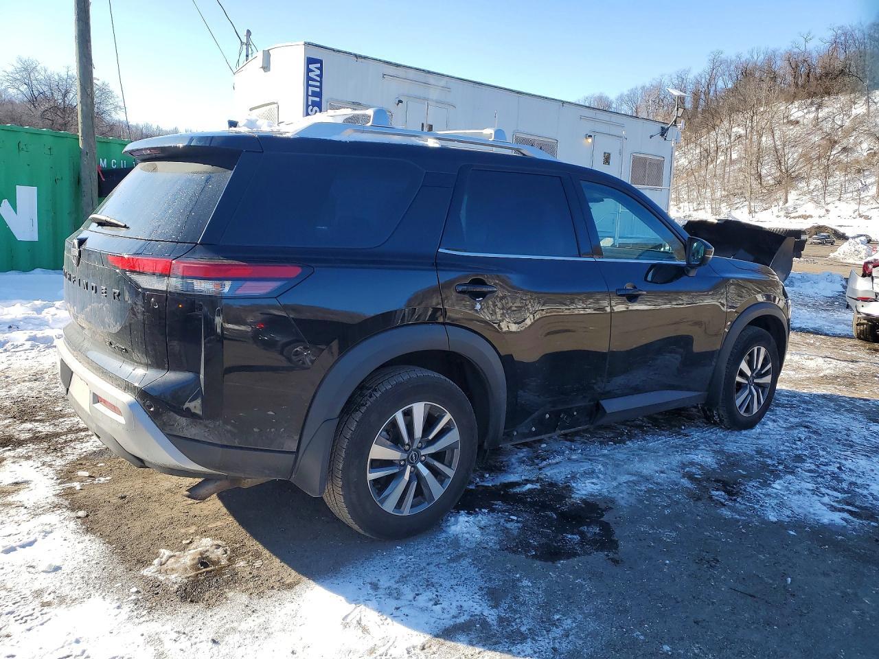 2024 NISSAN PATHFINDER