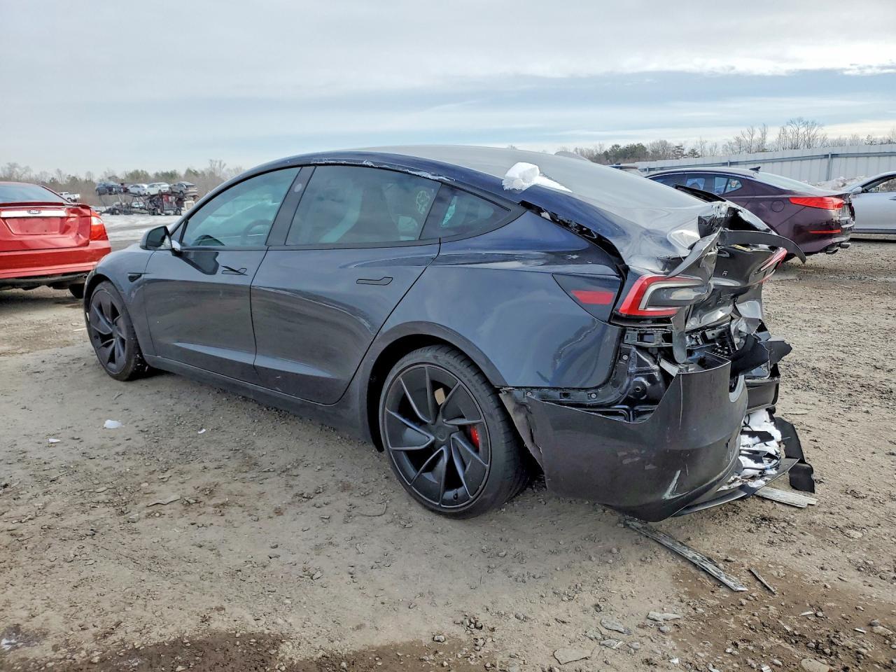 2024 TESLA MODEL 3