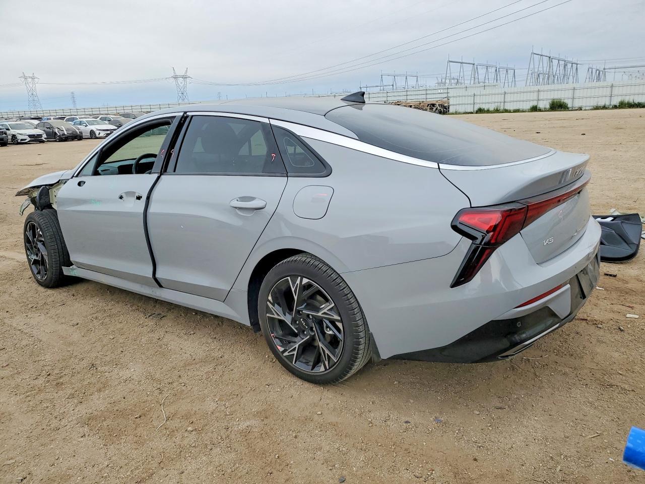 2025 KIA K5