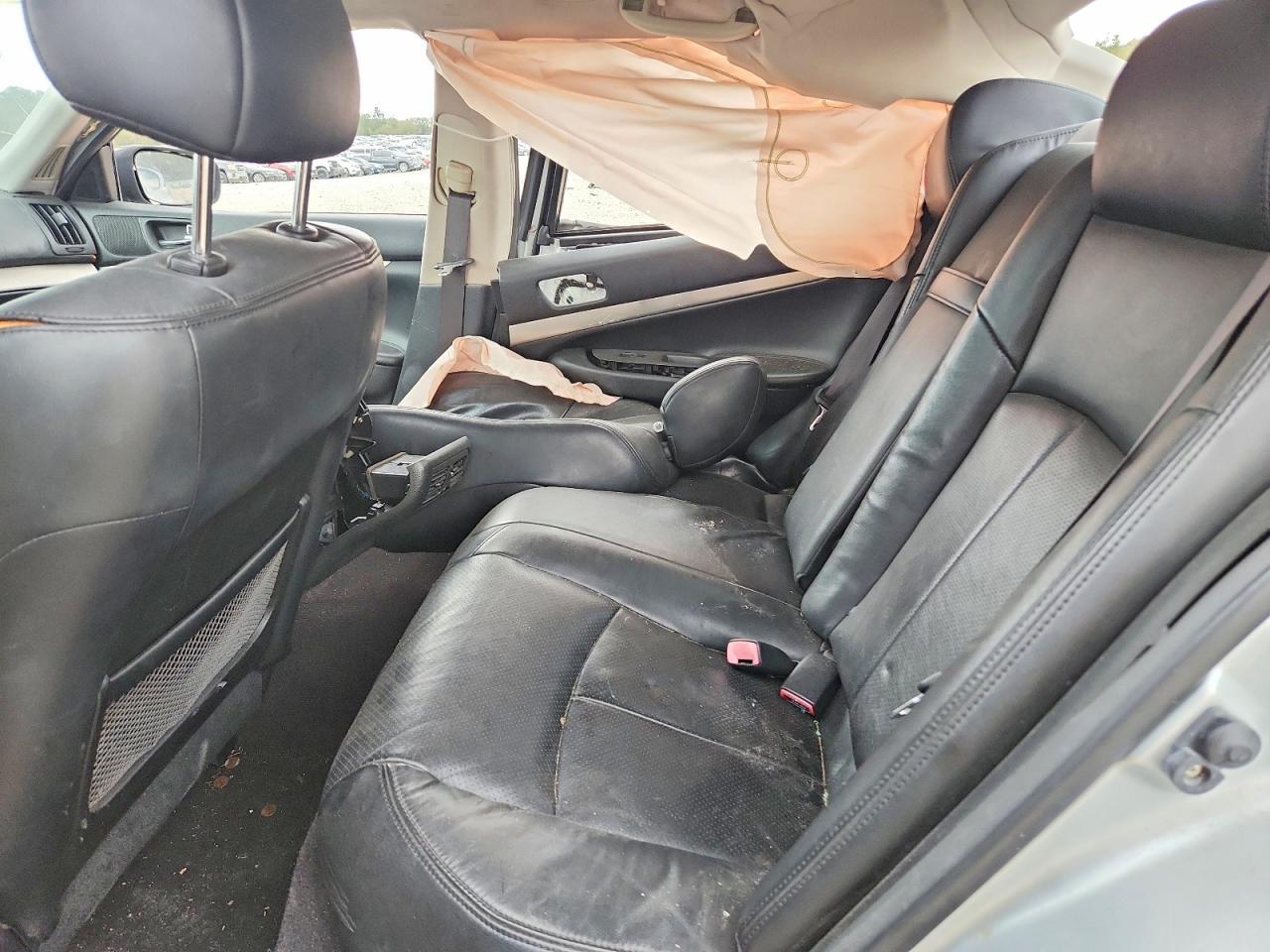2012 INFINITI G37