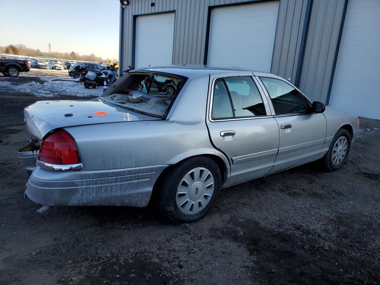 2008 FORD Crown Victoria