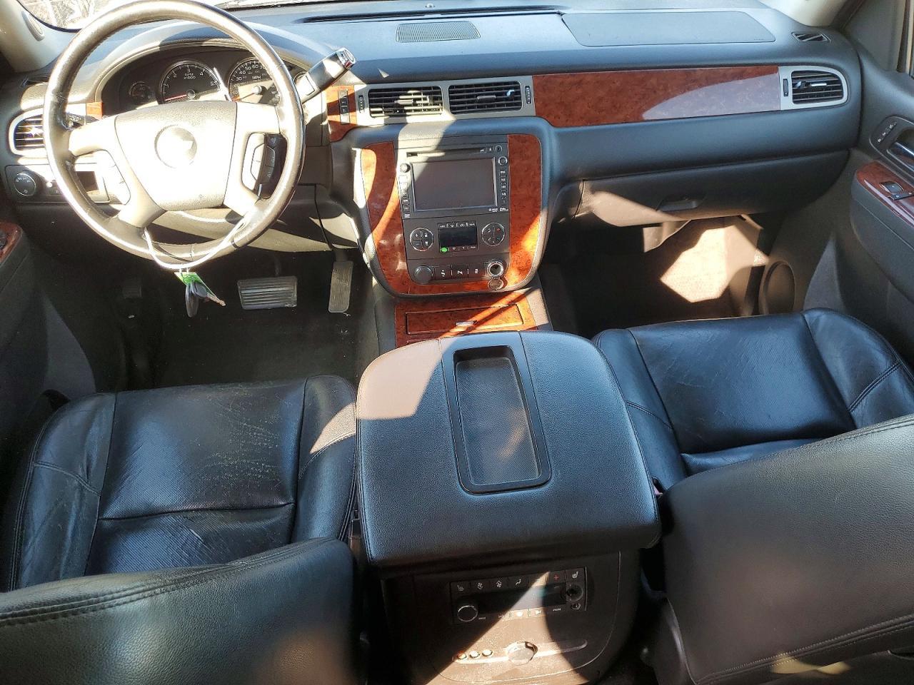 2013 CHEVROLET Tahoe