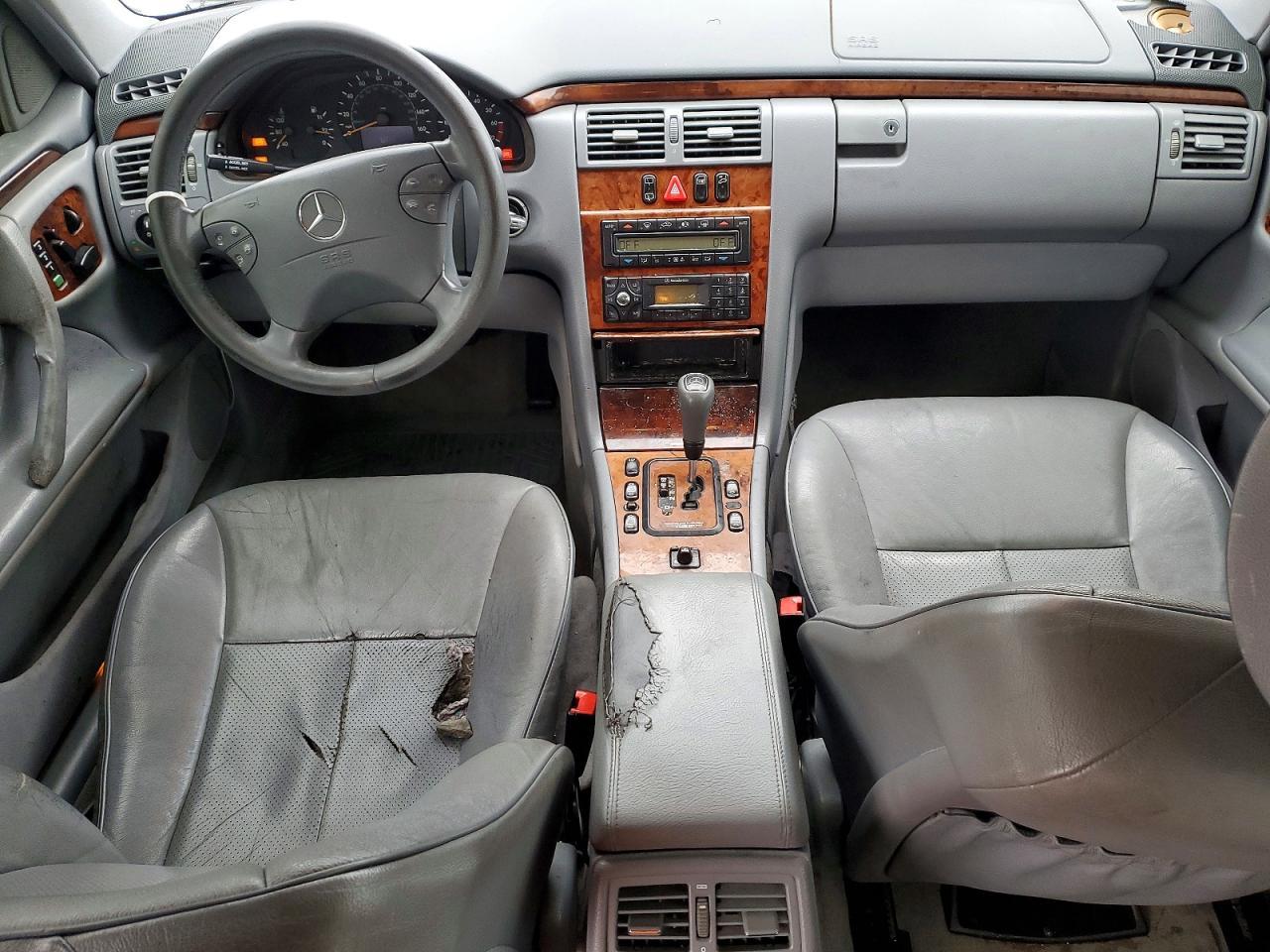 2000 MERCEDES-BENZ E-Class